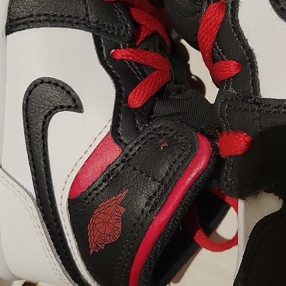 Jordan 1 Mid Alt - Picture 7 of 9